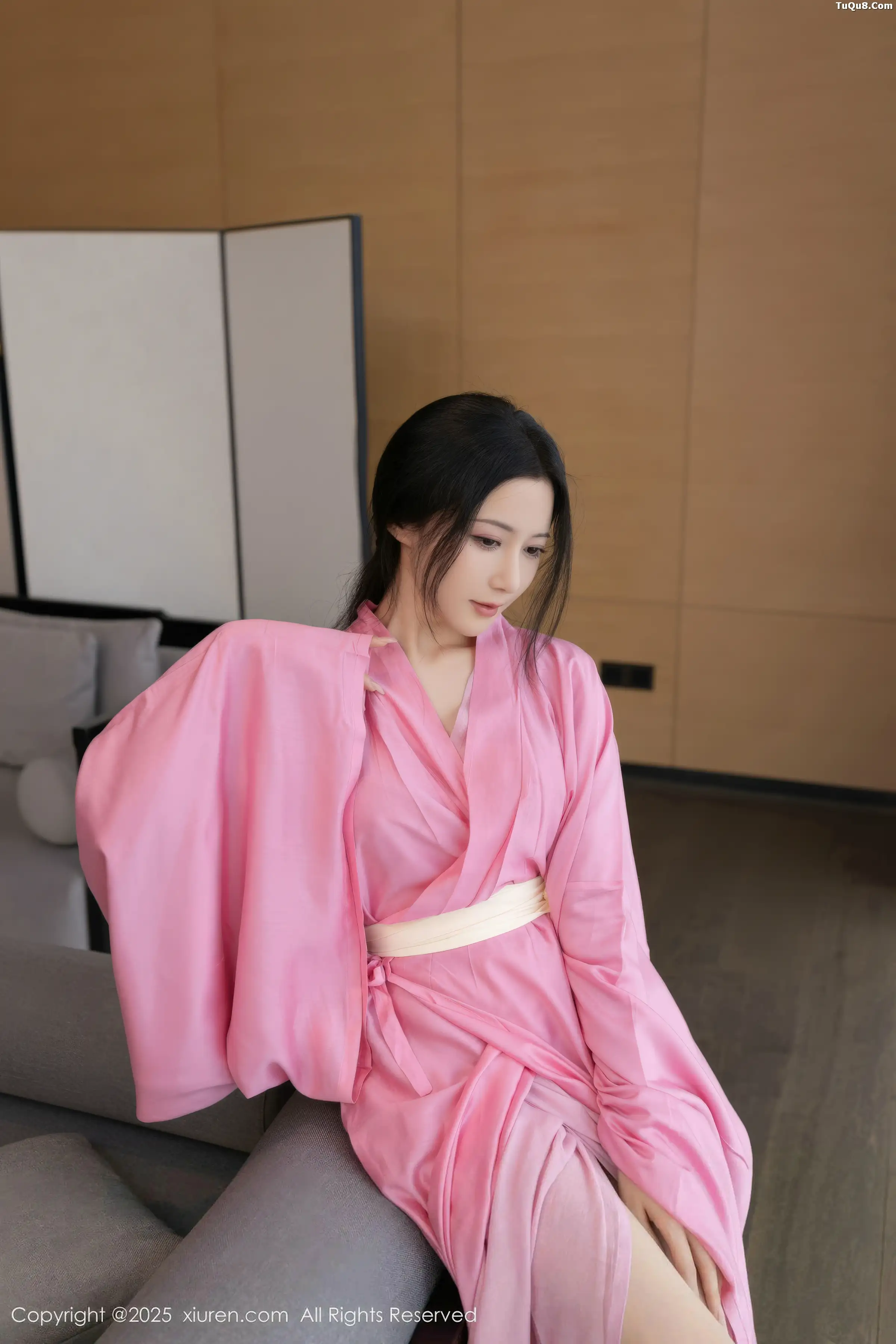 Xgyw.Org_[XiuRen秀人网]No.11049_模特鱼子酱Fish性感粉色月影纱配超薄肉丝秀曼妙身姿诱惑写真82P