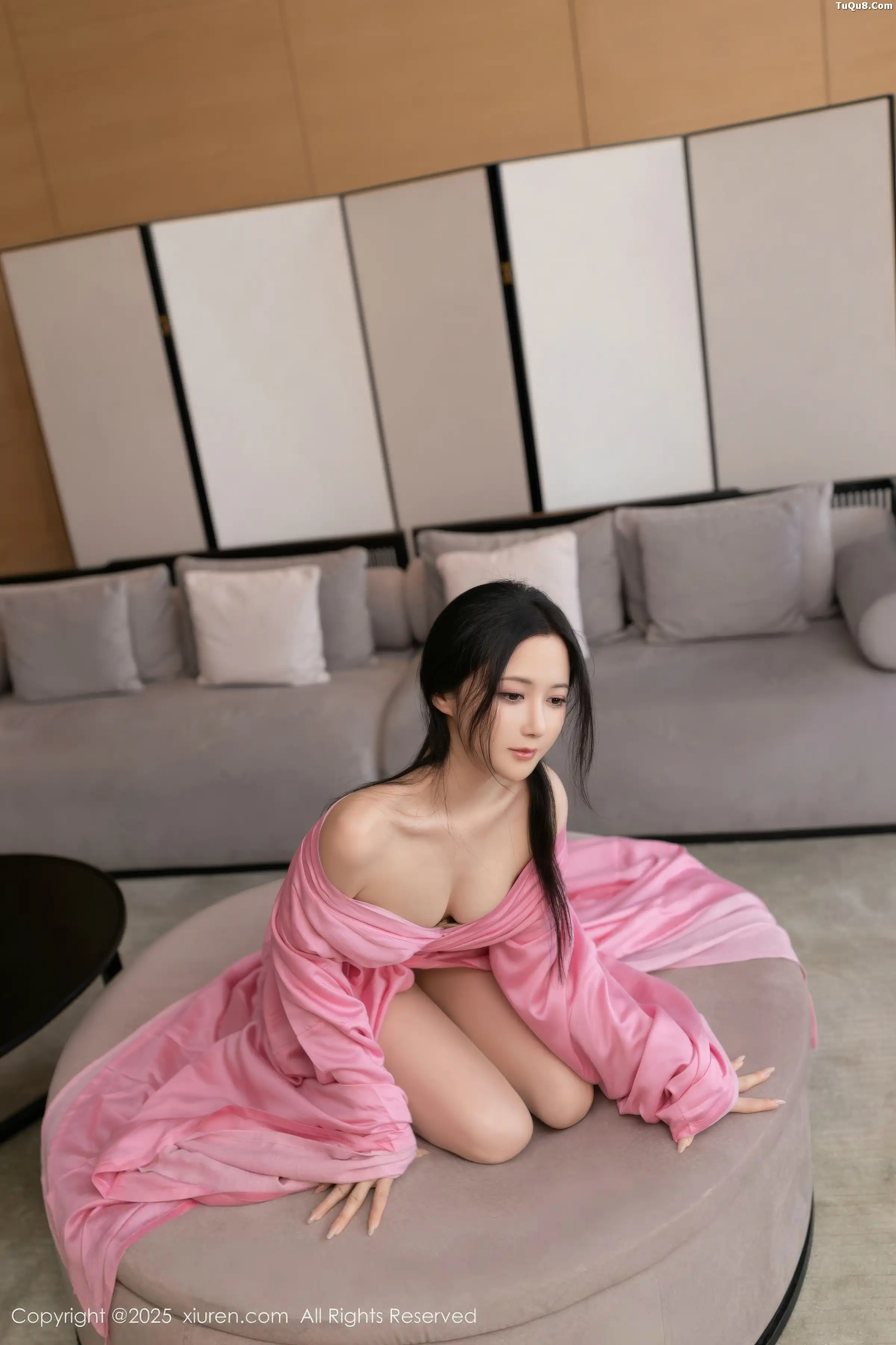 Xgyw.Org_[XiuRen秀人网]No.11049_模特鱼子酱Fish性感粉色月影纱配超薄肉丝秀曼妙身姿诱惑写真82P