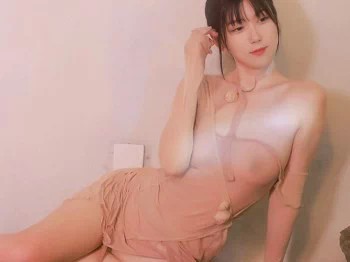 XiuRen第4503期_模特李雅柔182CM温泉主题粉色薄透服饰配无内肉丝湿身诱惑写真48P