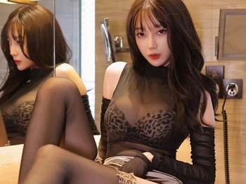 XiuRen第7004期_模特玥儿玥er性感黑色轻透服饰露豹纹内衣配黑丝吊袜诱惑写真80P